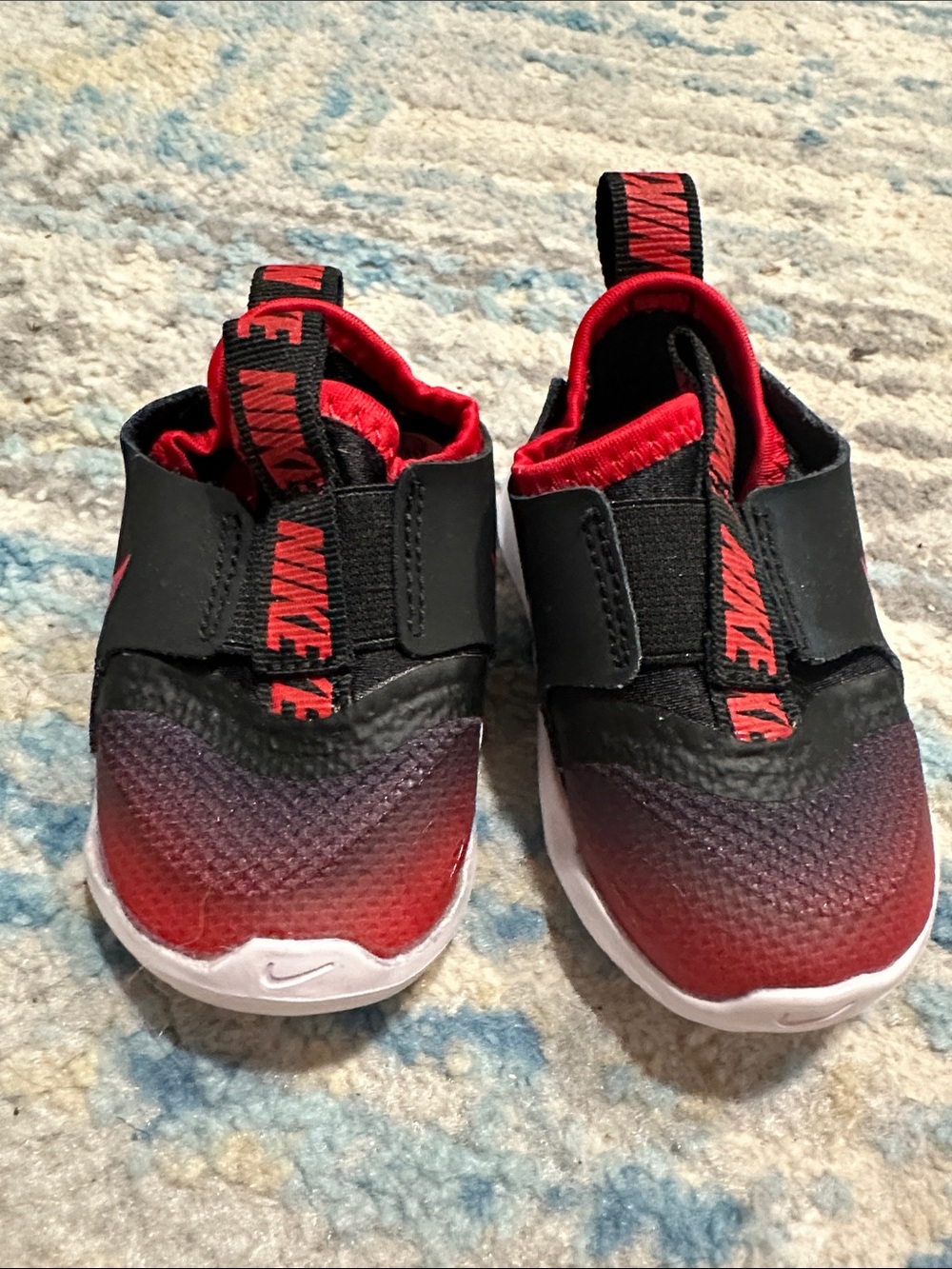 Nike Kids Red and Black Gradient Slip-On Sneakers
